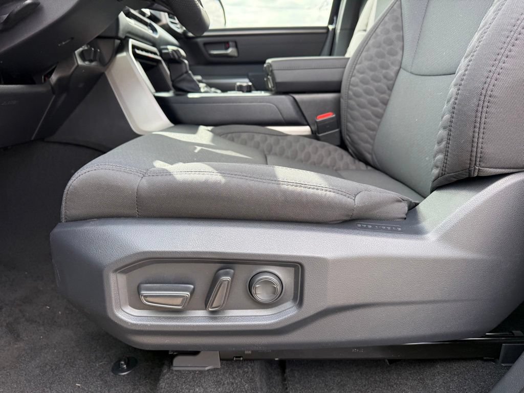 New 2026 Toyota Tundra SR5 AWD/4WD image 13