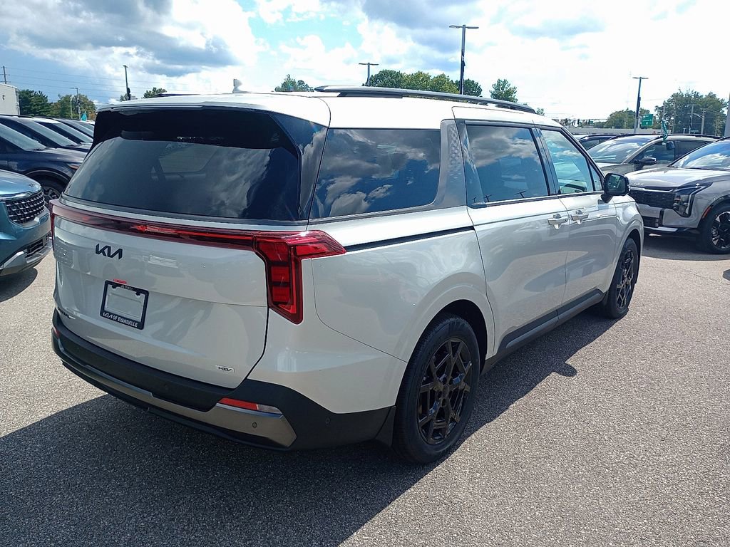 New 2026 Kia Carnival SX w/ SX Dark Edition Package image 6
