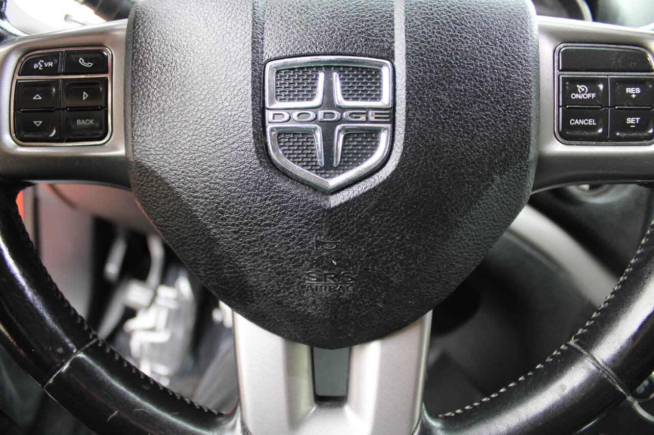 Used 2019 Dodge Journey Crossroad w/ Popular Equipment Group image 15