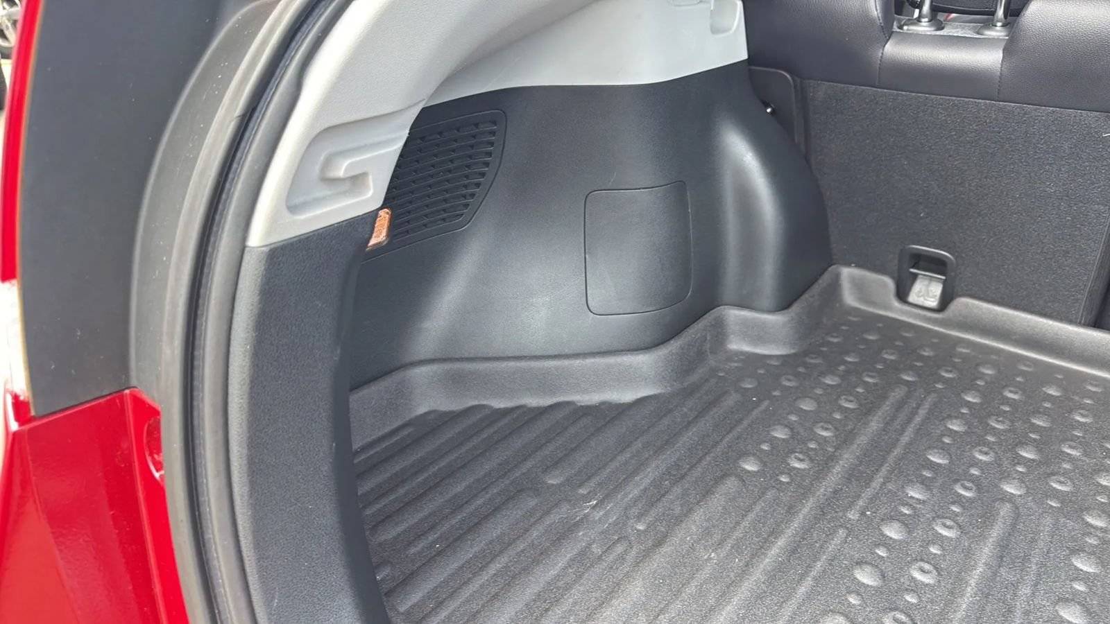 Used 2014 Honda Insight EX image 19
