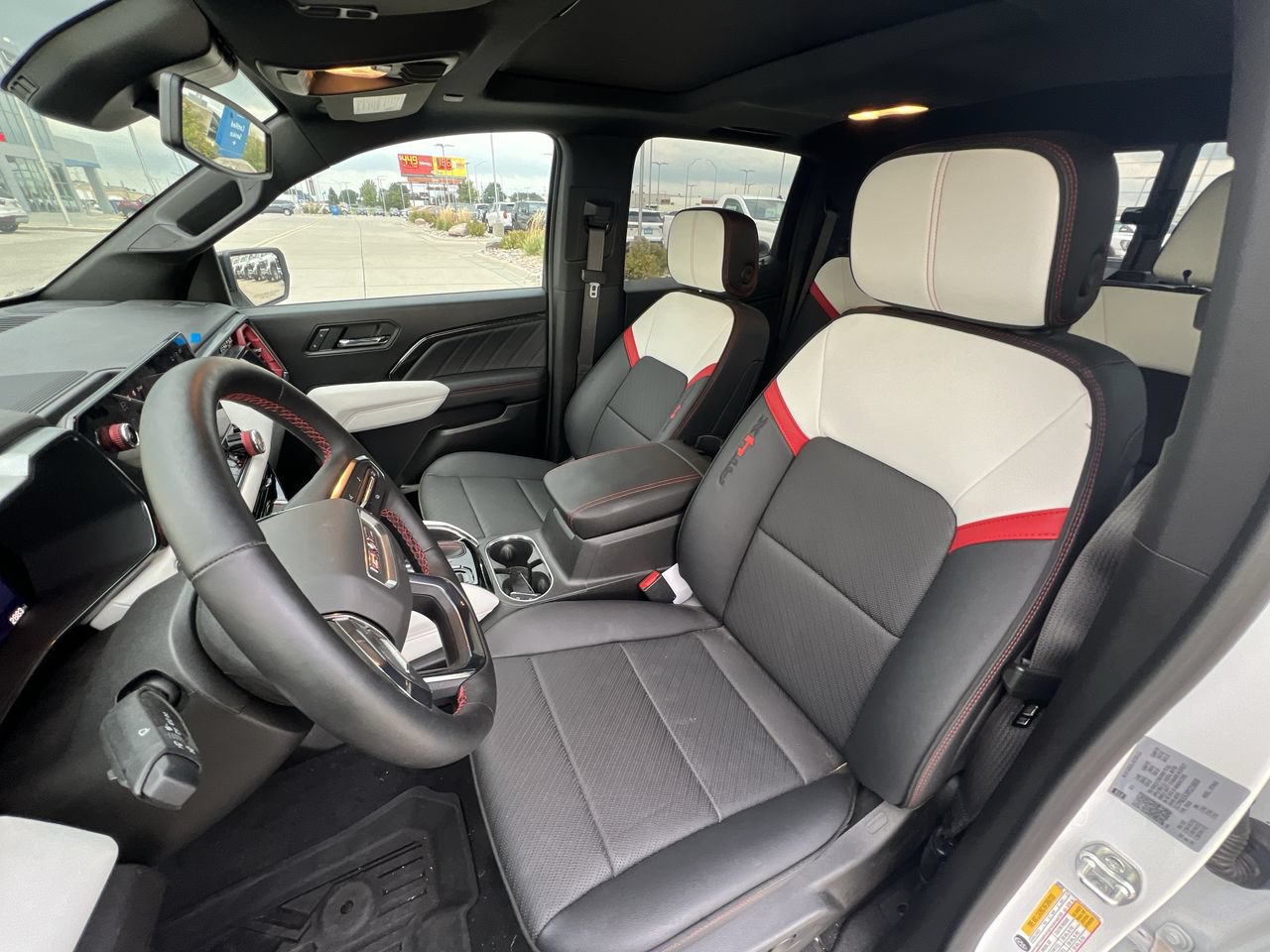 Used 2024 GMC Canyon AT4X AWD/4WD image 20