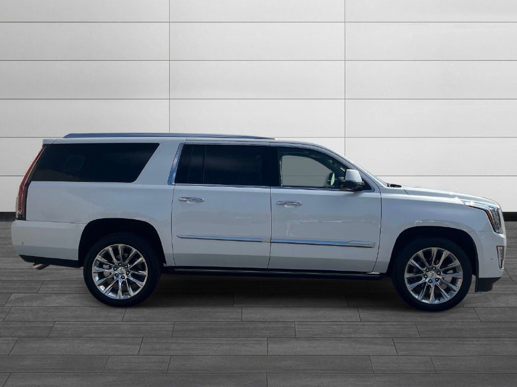 Used 2018 Cadillac Escalade ESV Premium Luxury AWD/4WD image 6