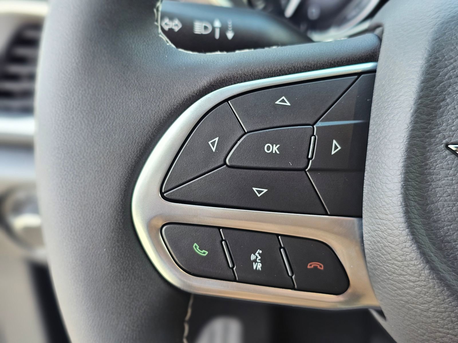 New 2026 Chrysler Voyager LX FWD image 15