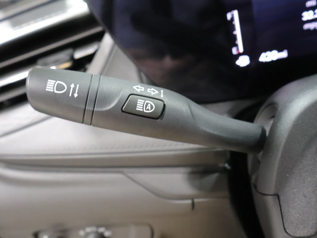 Used 2024 Buick Encore GX Preferred AWD/4WD image 36
