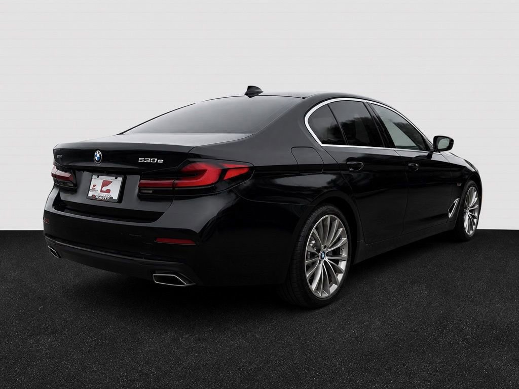 Used 2022 BMW 530e RWD image 4