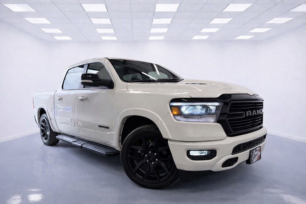 Used 2022 RAM 1500 Laramie AWD/4WD image 4