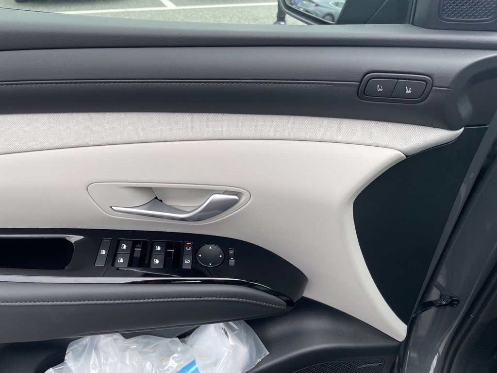New 2026 Hyundai Tucson Limited AWD/4WD image 8