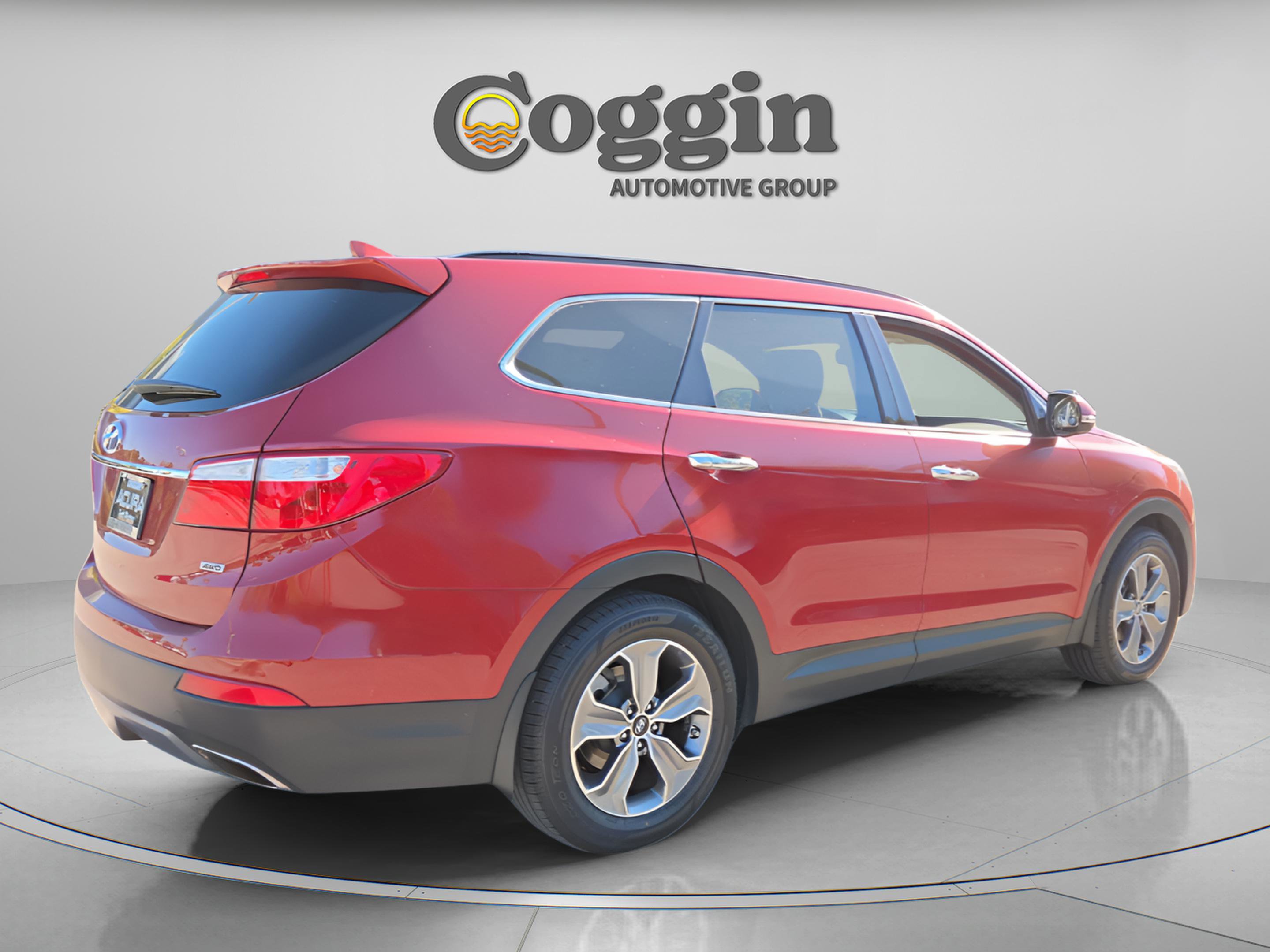 Used 2014 Hyundai Santa Fe GLS image 9