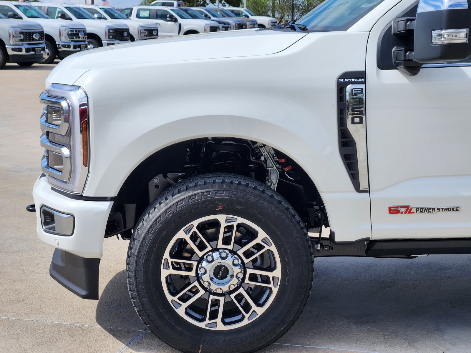 New 2027 Ford F350 Platinum w/ Platinum Plus Package AWD/4WD image 13