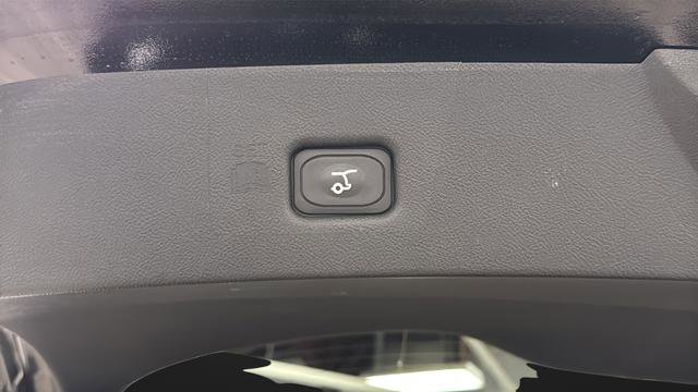 Used 2022 Lincoln Nautilus Reserve AWD/4WD image 29