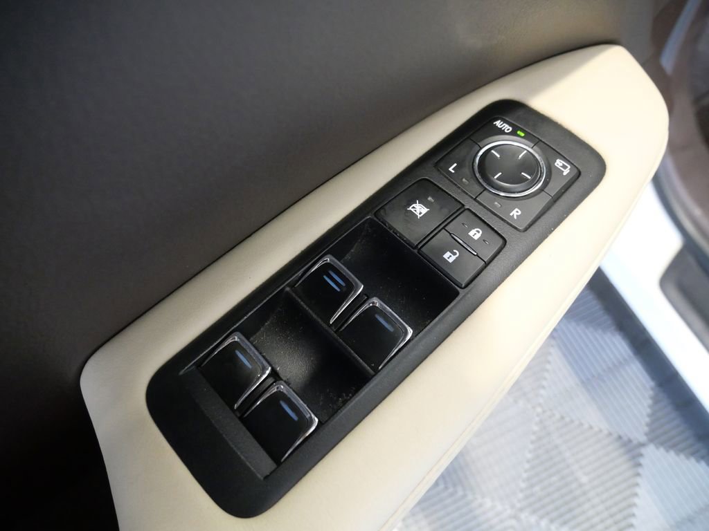 Used 2016 Lexus RX 350 FWD w/ Premium Package image 17