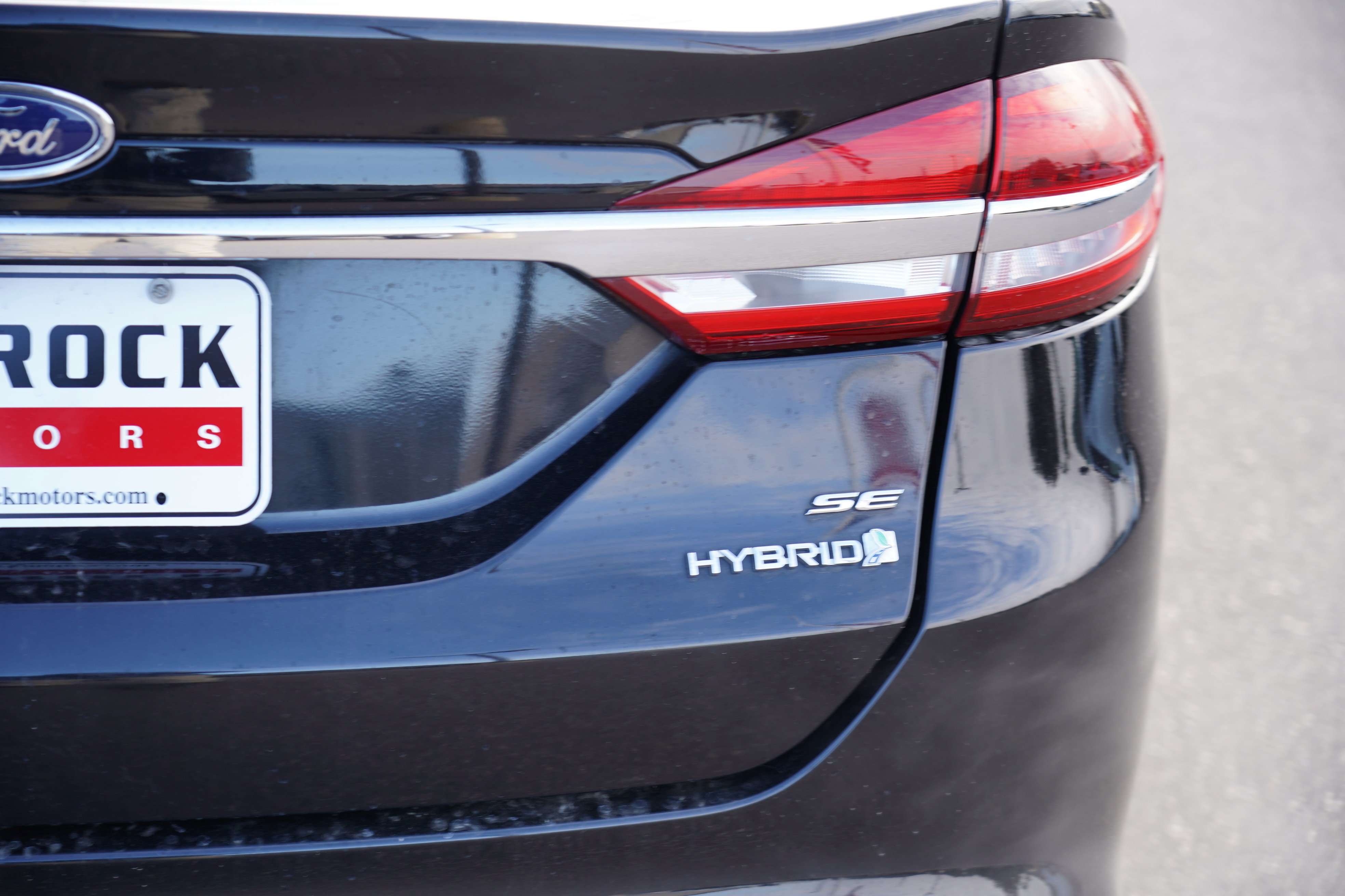 Used 2017 Ford Fusion SE image 10