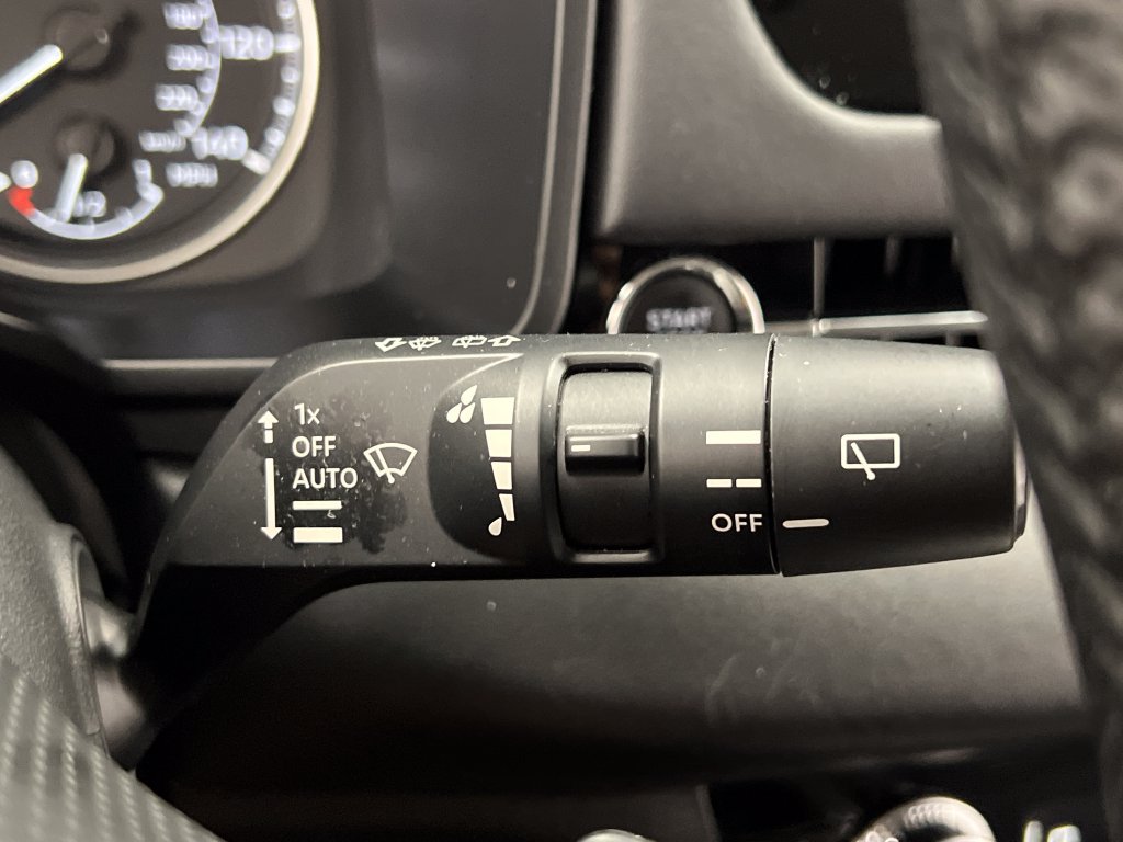 Used 2025 Mitsubishi Outlander SE AWD/4WD image 53