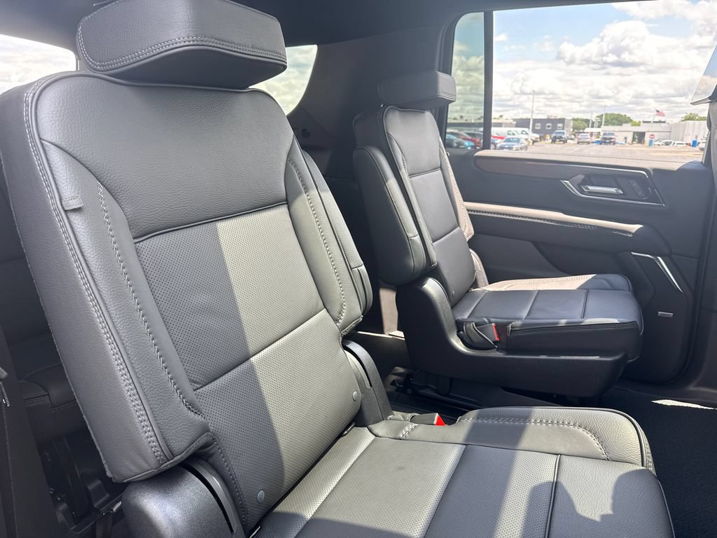 New 2026 GMC Yukon XL Denali w/ Advanced Technology Package AWD/4WD image 37