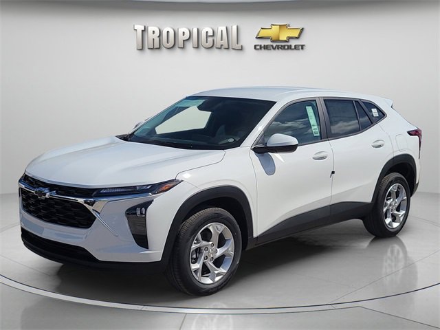 New 2026 Chevrolet Trax LS w/ LS Convenience Package video 1