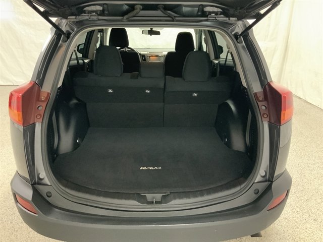 Used 2015 Toyota RAV4 XLE AWD/4WD image 8