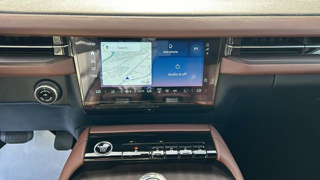 Used 2025 Lincoln Navigator L Reserve image 23