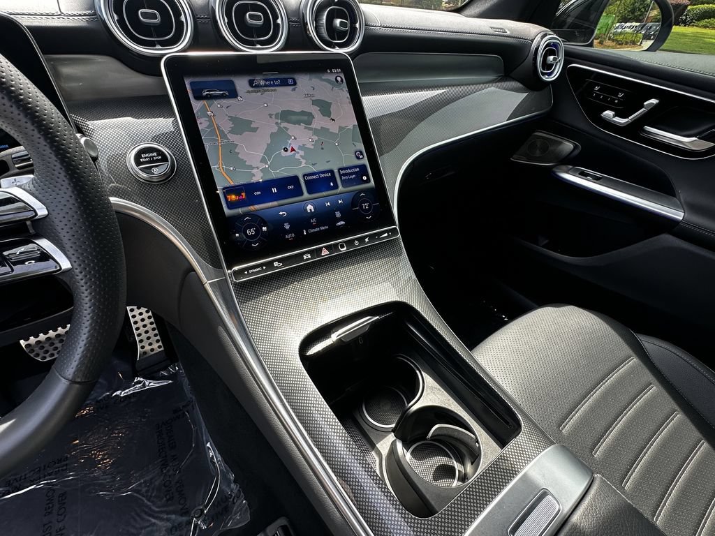Certified 2025 Mercedes-Benz GLC 300 image 31