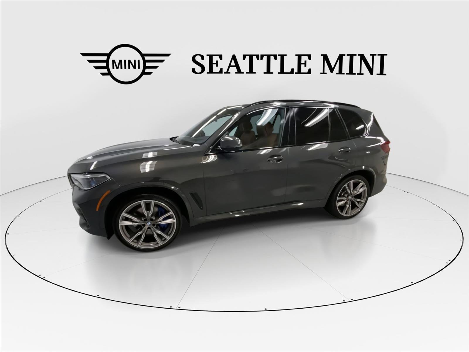 Used 2021 BMW X5 M50i w/ Executive Package image 6