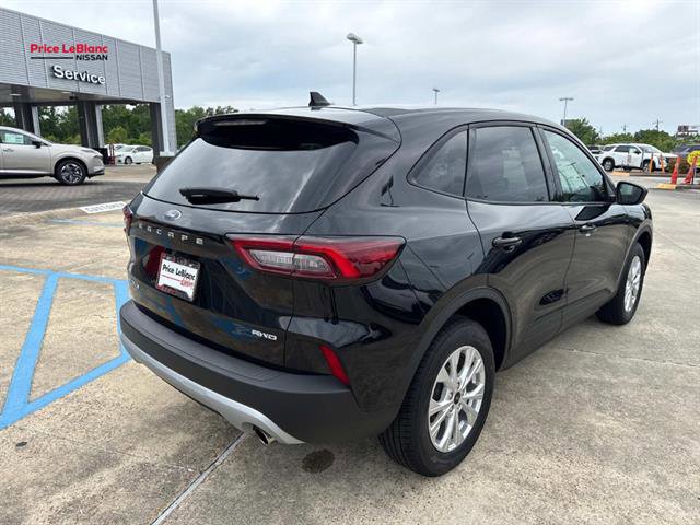 Used 2025 Ford Escape Active AWD/4WD image 7