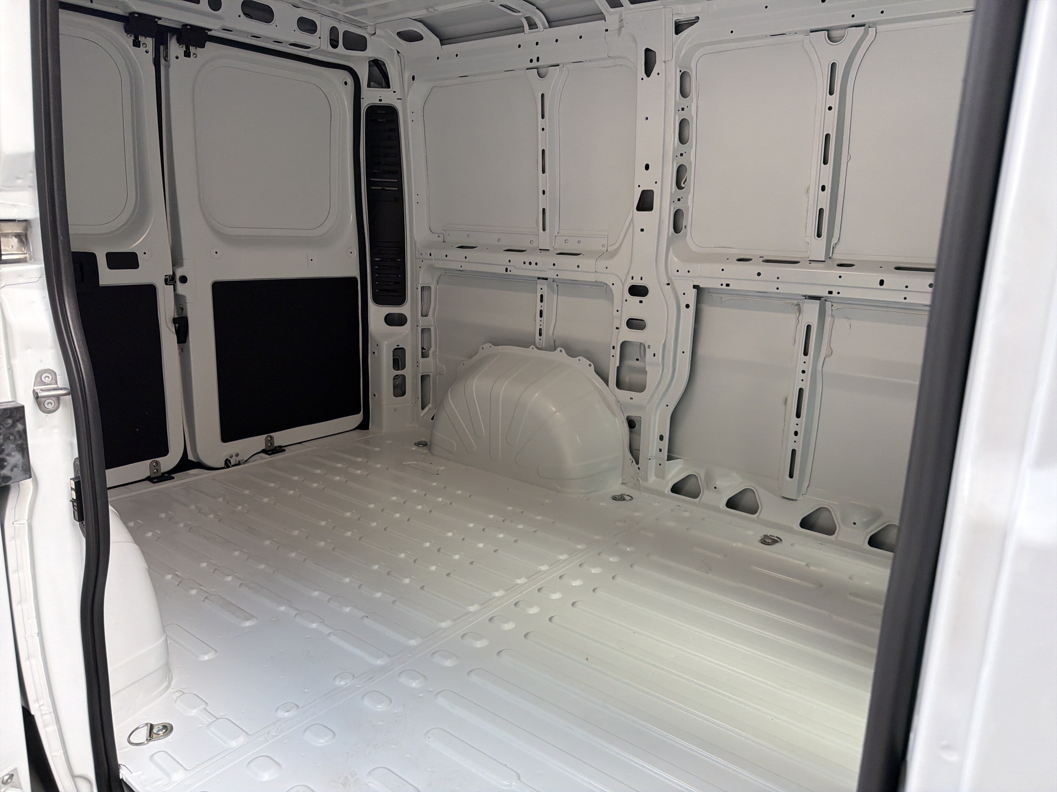 New 2026 RAM ProMaster 1500 w/ Safety Group FWD image 17