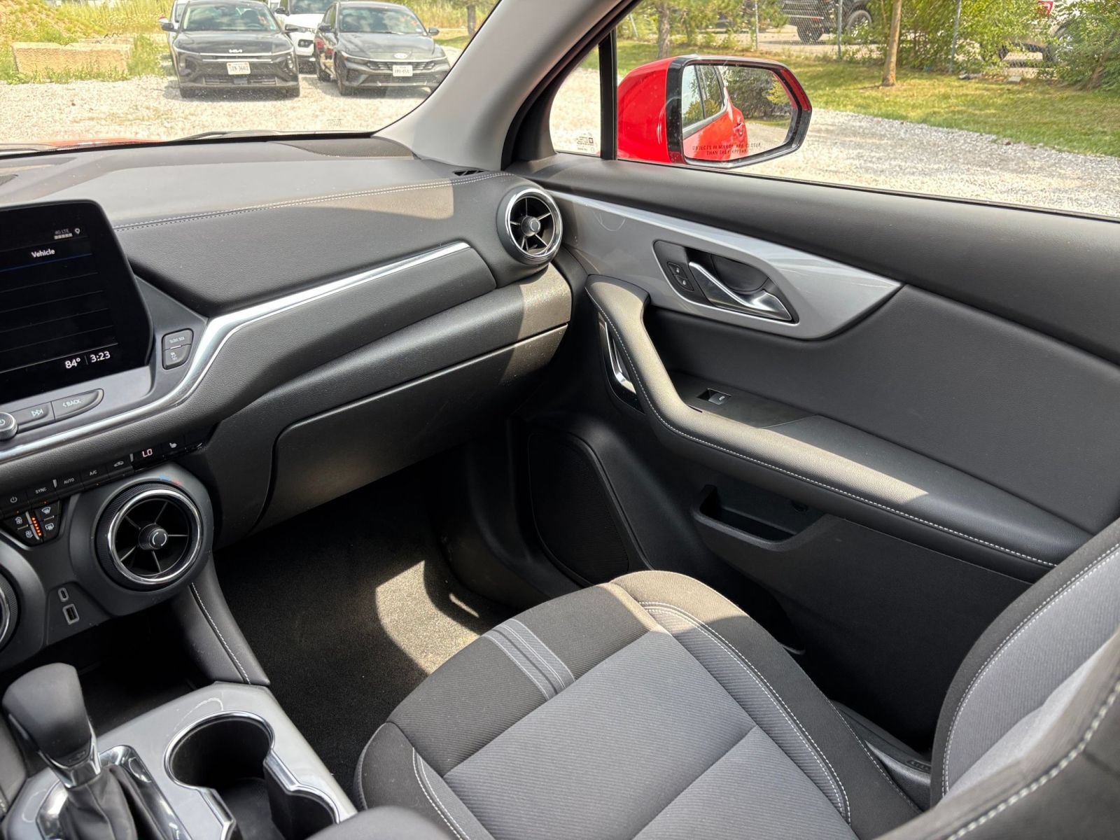 Used 2025 Chevrolet Blazer LT FWD image 36