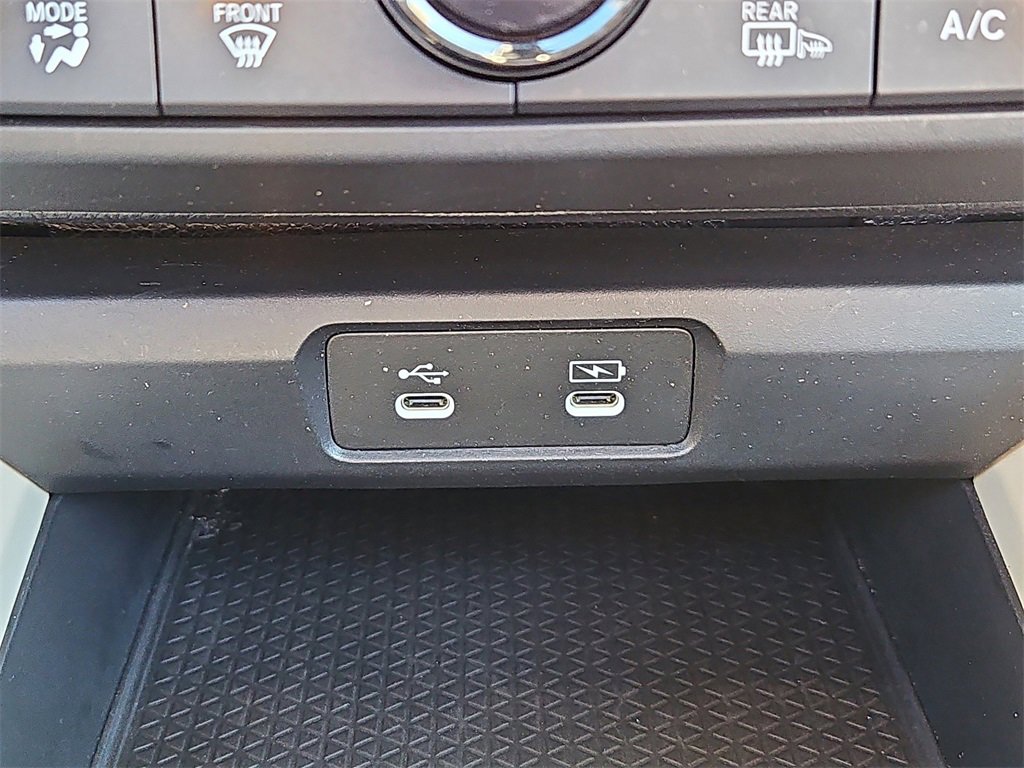 Certified 2023 Honda Accord EX image 17