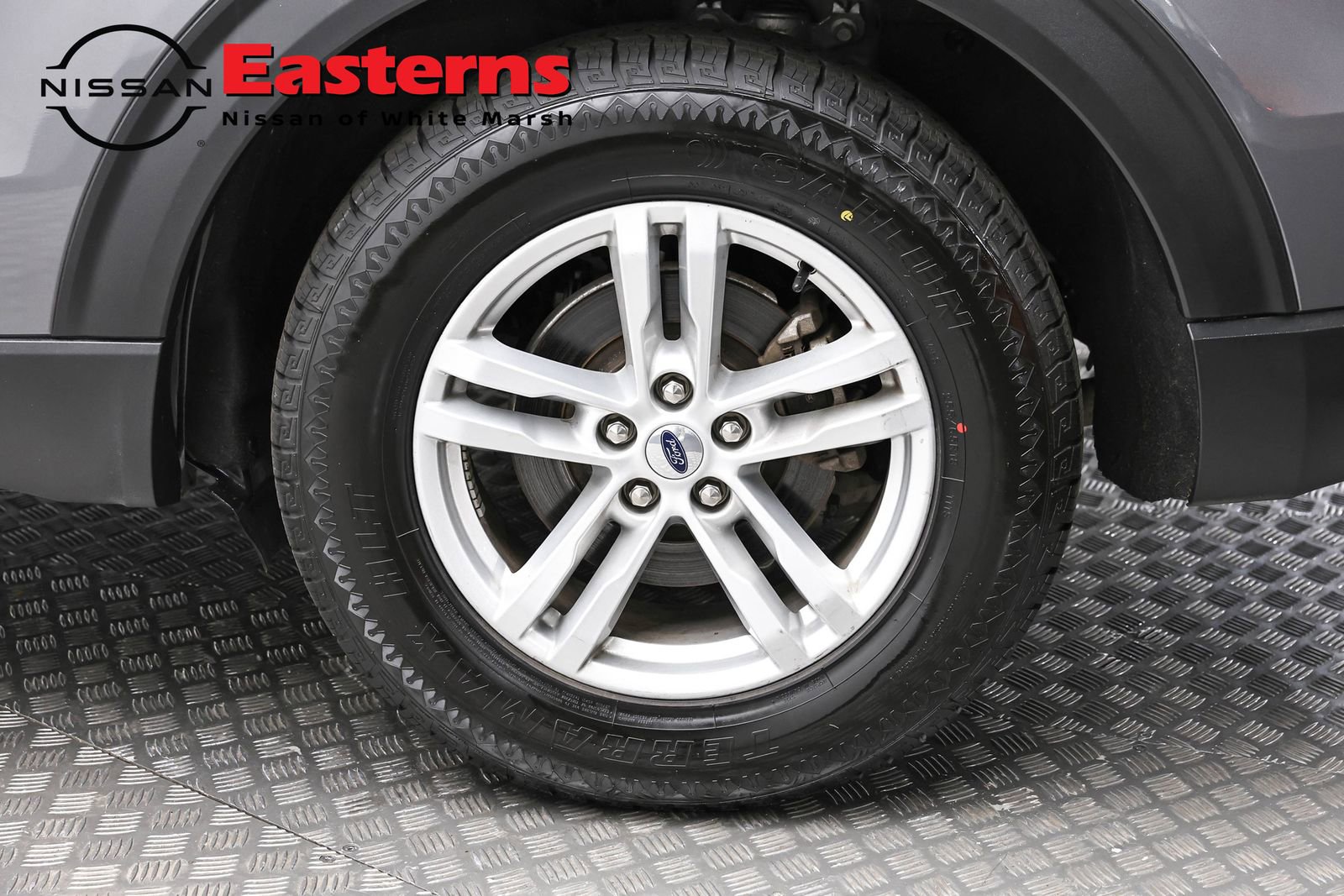 Used 2023 Ford Explorer XLT w/ Equipment Group 202A image 8