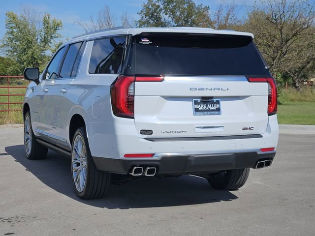 New 2026 GMC Yukon XL Denali w/ Denali Reserve Package image 3
