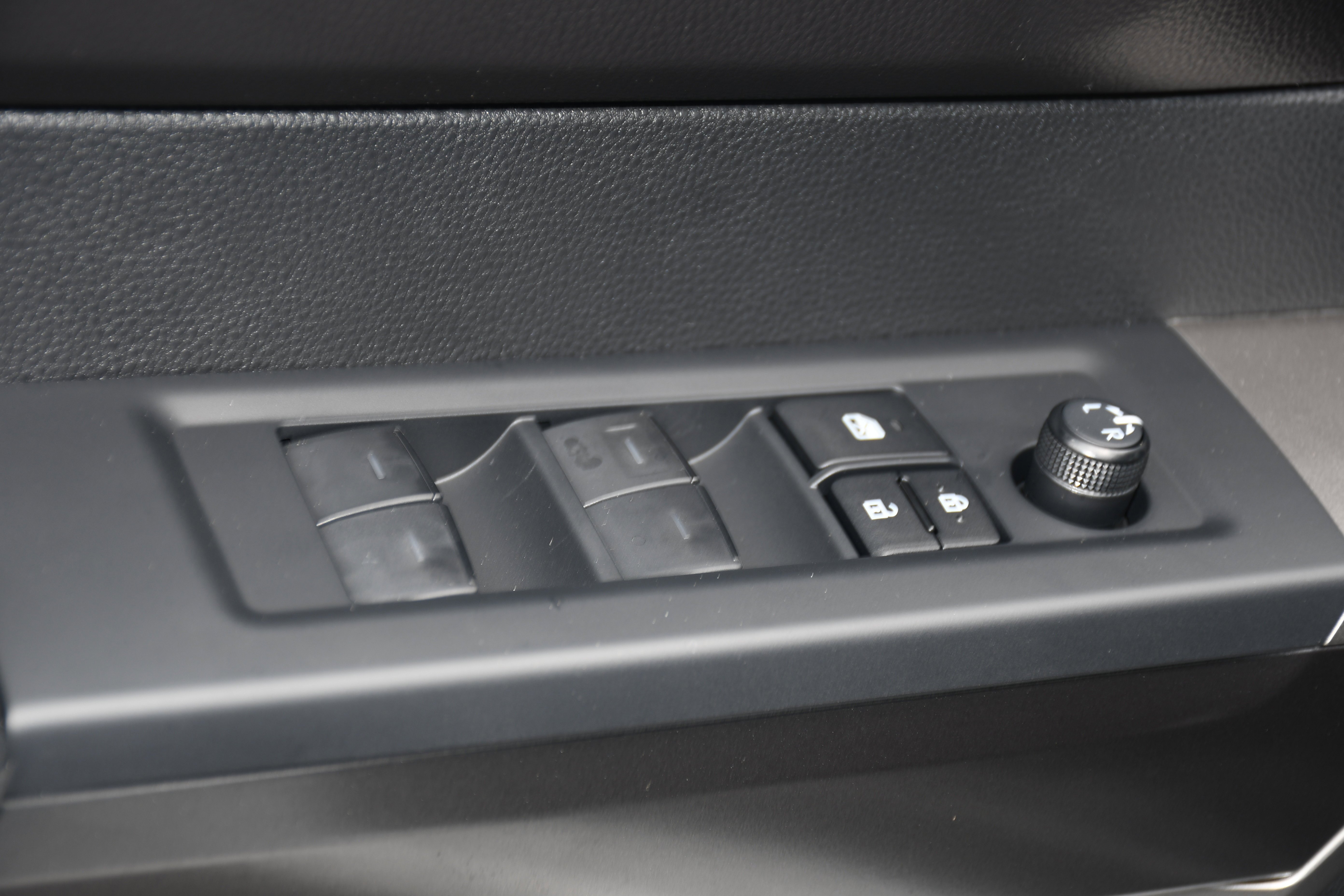 New 2026 Toyota Tundra SR5 AWD/4WD image 6