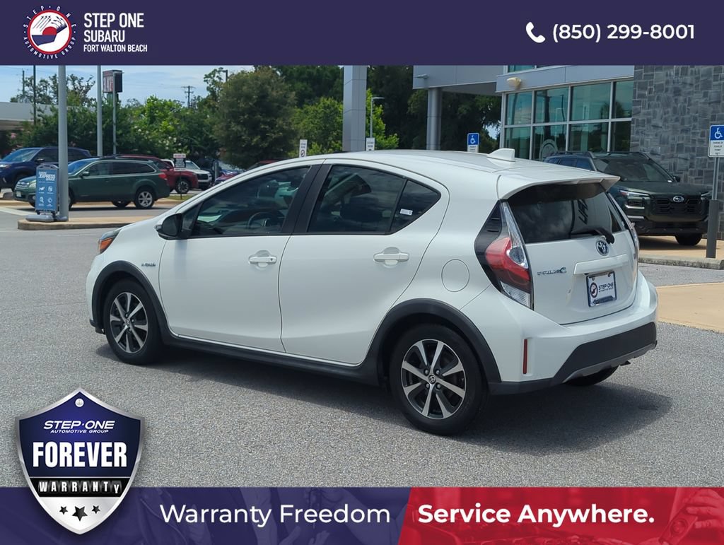 Used 2018 Toyota Prius C FWD image 5