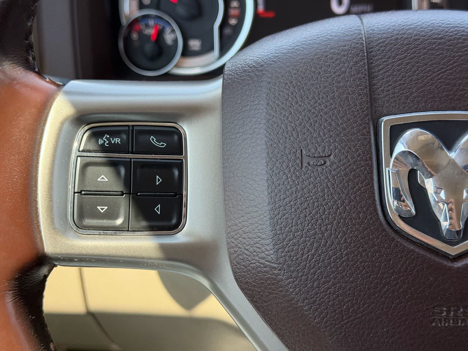 Used 2019 RAM 1500 Laramie w/ Convenience Group AWD/4WD image 20