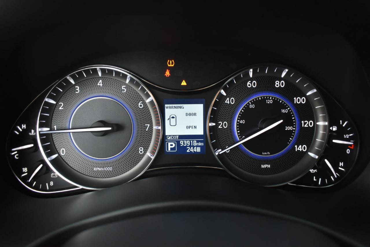 Used 2018 INFINITI QX80 2WD w/ Driver Assistance Package image 17