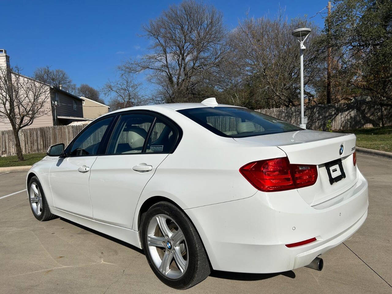 Used 2015 BMW 320i Sedan image 14