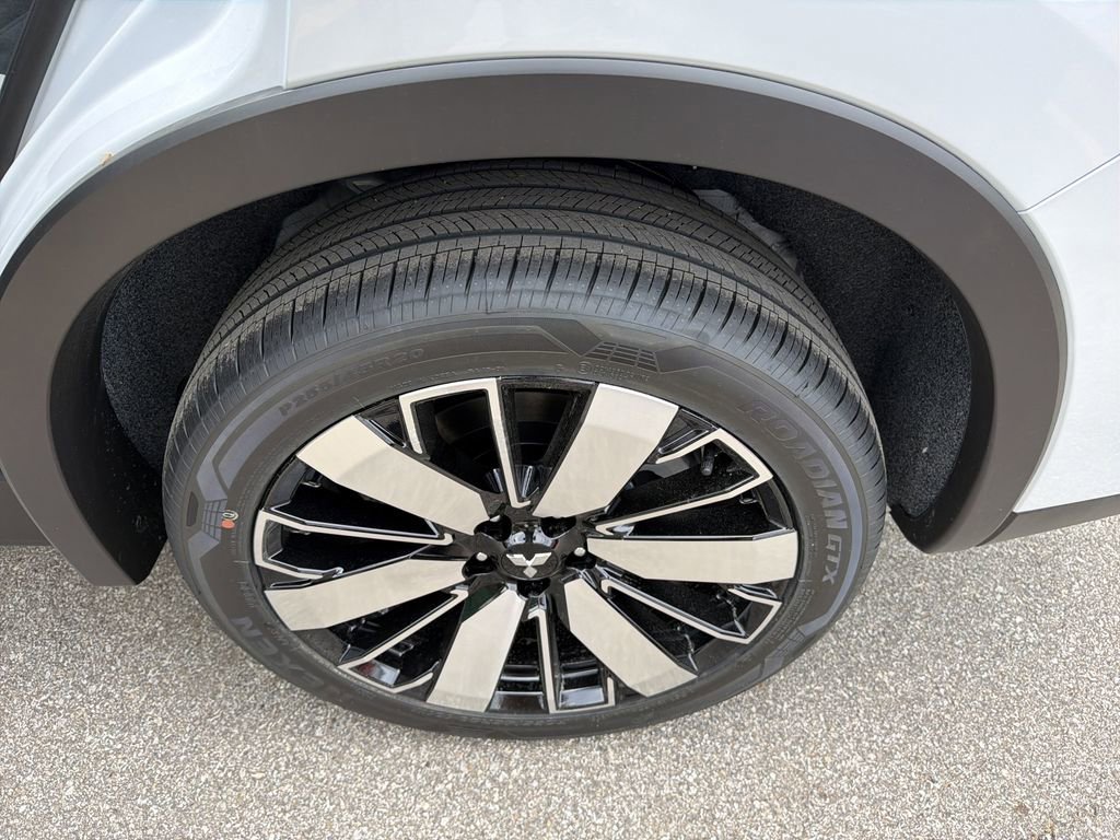 New 2026 Mitsubishi Outlander SE AWD/4WD image 12