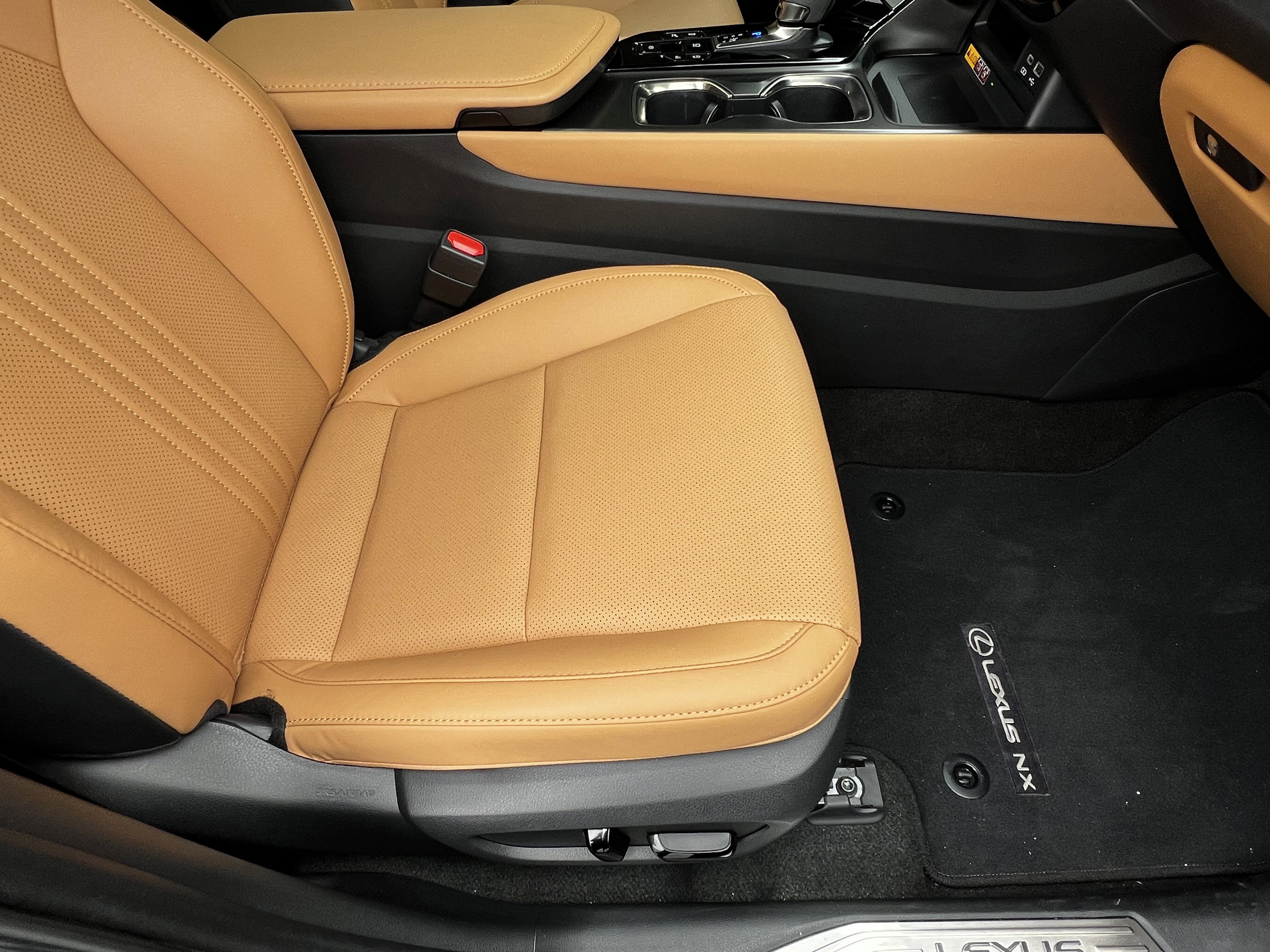 Used 2024 Lexus NX 350 AWD image 45