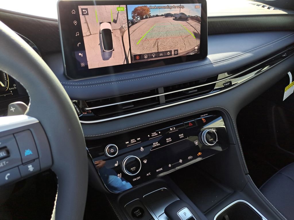 Certified 2026 INFINITI QX60 Sport w/ Dark Cargo Package image 7