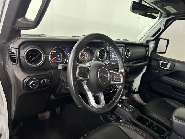 Used 2019 Jeep Wrangler Unlimited Sahara w/ Uconnect 4C Nav & Sound Group image 14