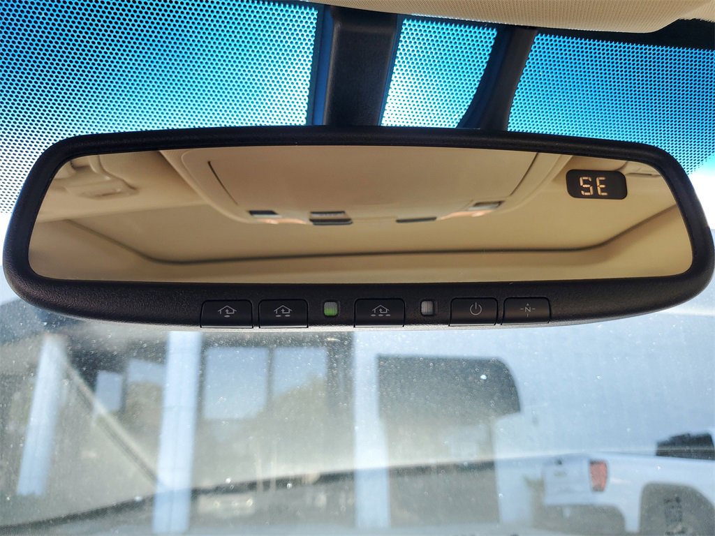 Used 2015 Toyota Avalon Limited image 41