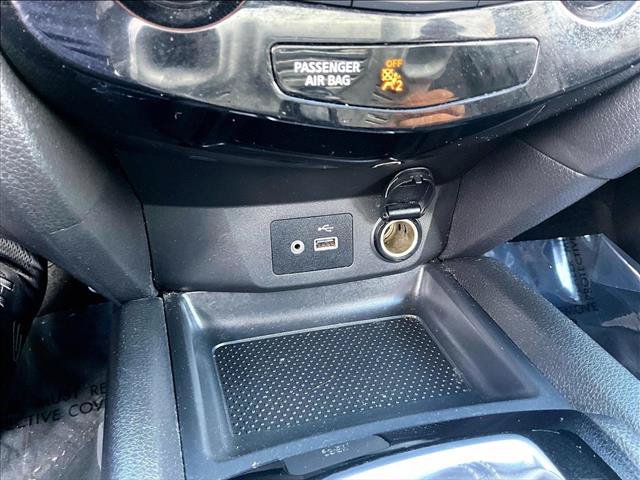 Used 2020 Nissan Rogue SV FWD image 24