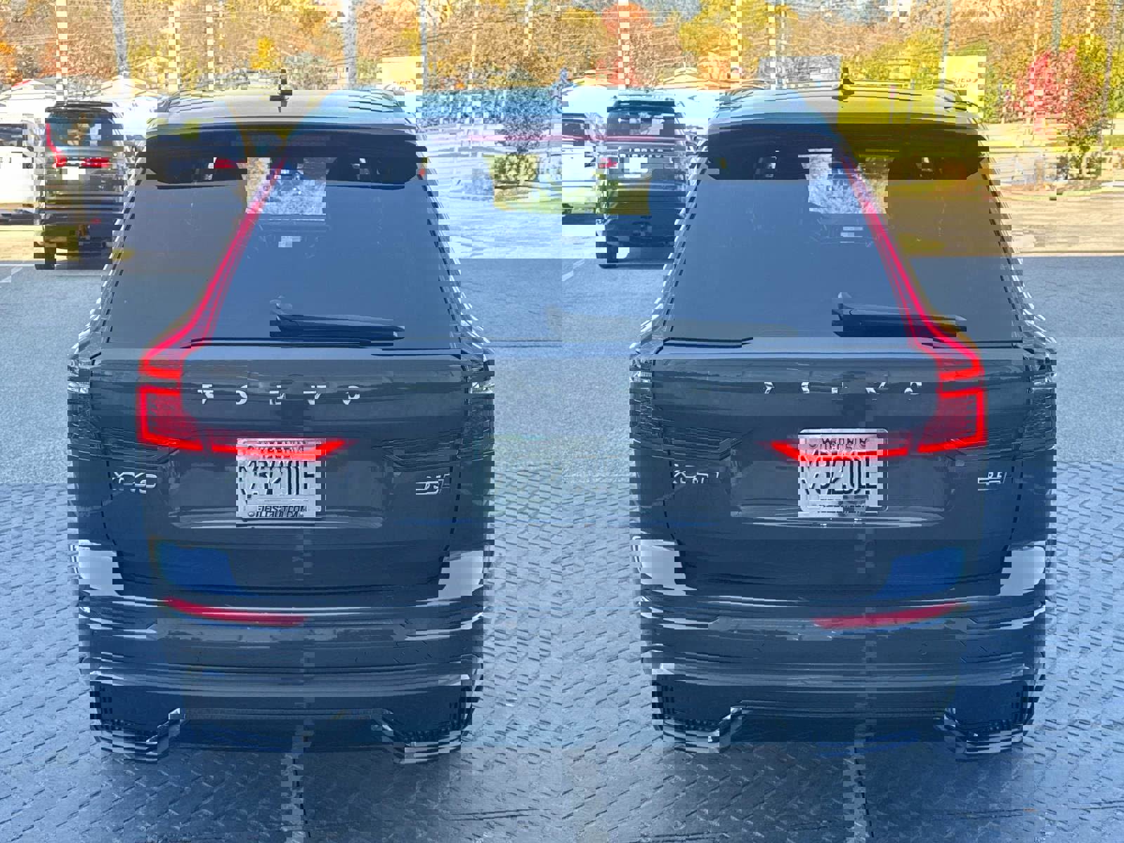 Certified 2025 Volvo XC60 B5 Core w/ Climate Package image 15