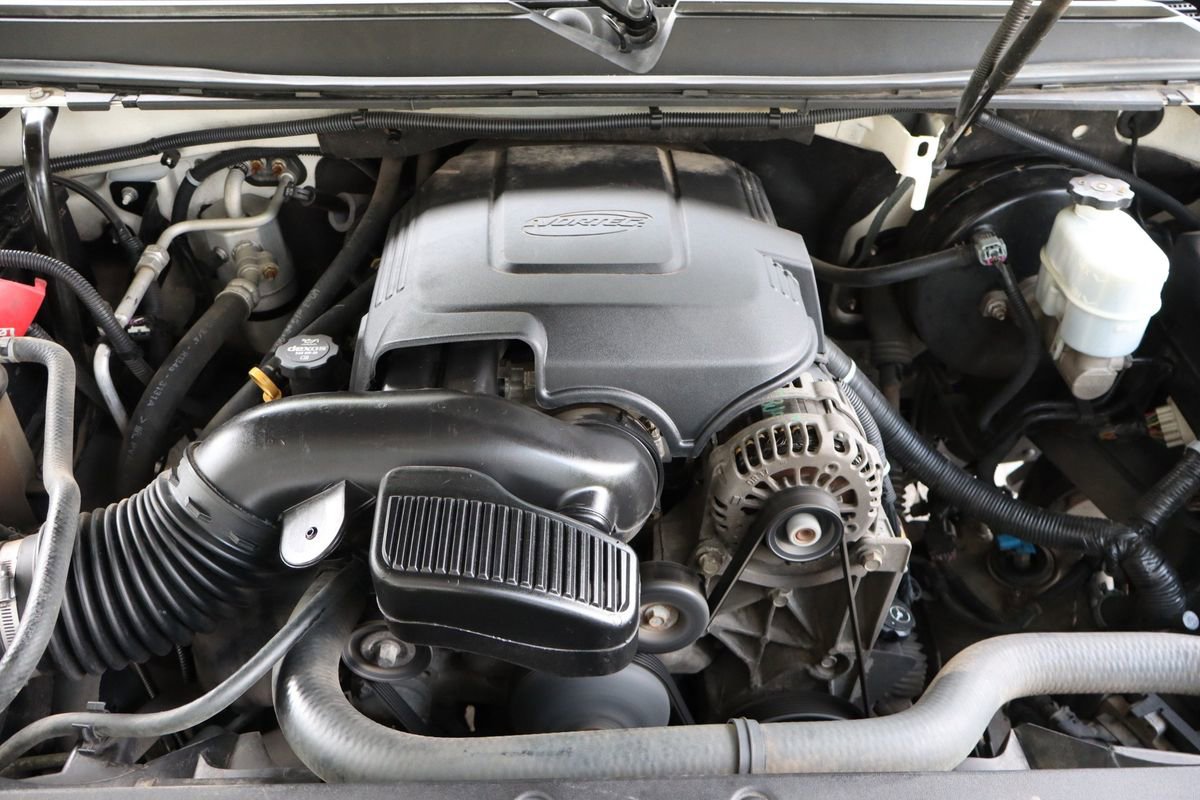 Used 2012 Cadillac Escalade EXT Luxury image 39