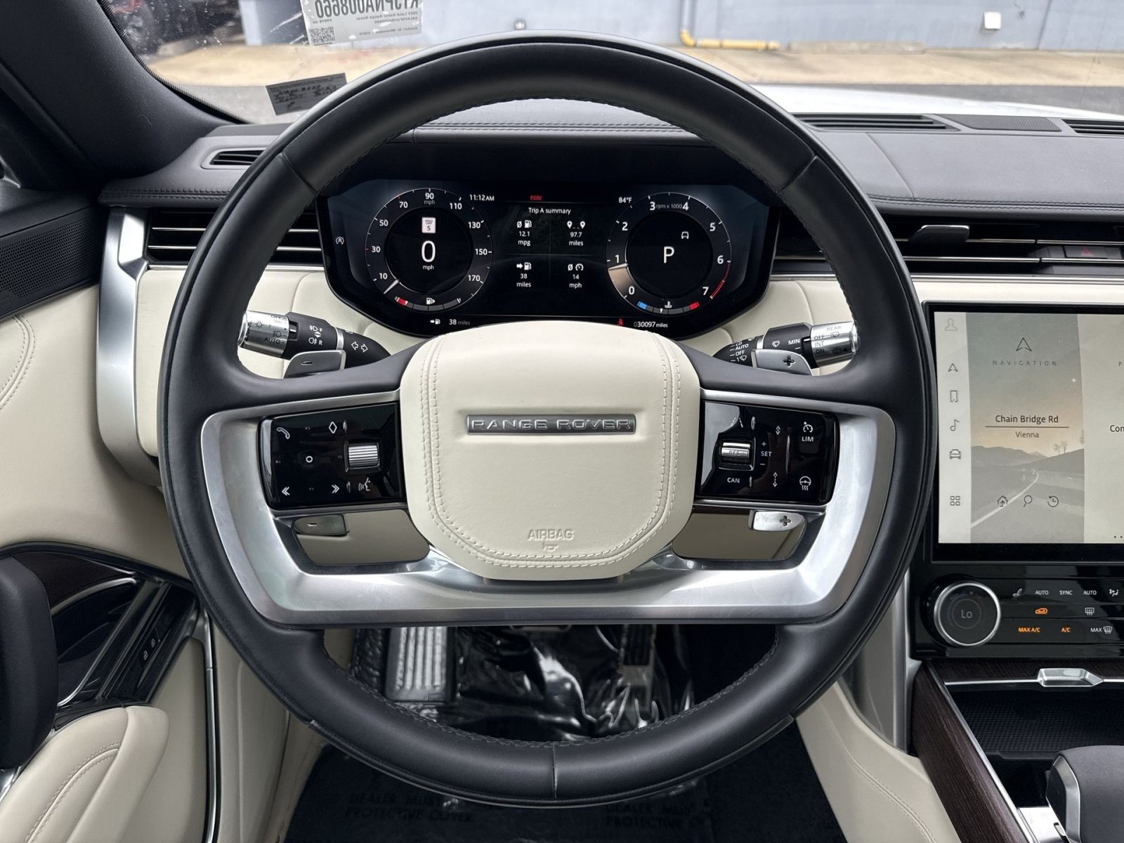 Used 2022 Land Rover Range Rover SE AWD/4WD image 16