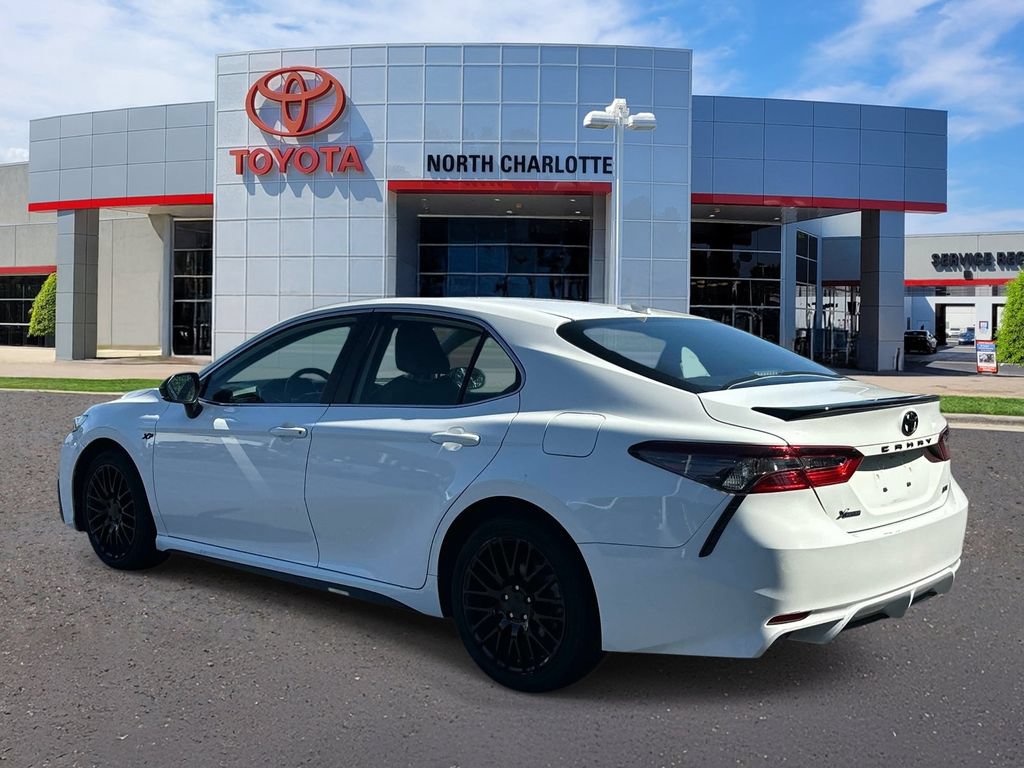 Used 2023 Toyota Camry SE FWD image 6