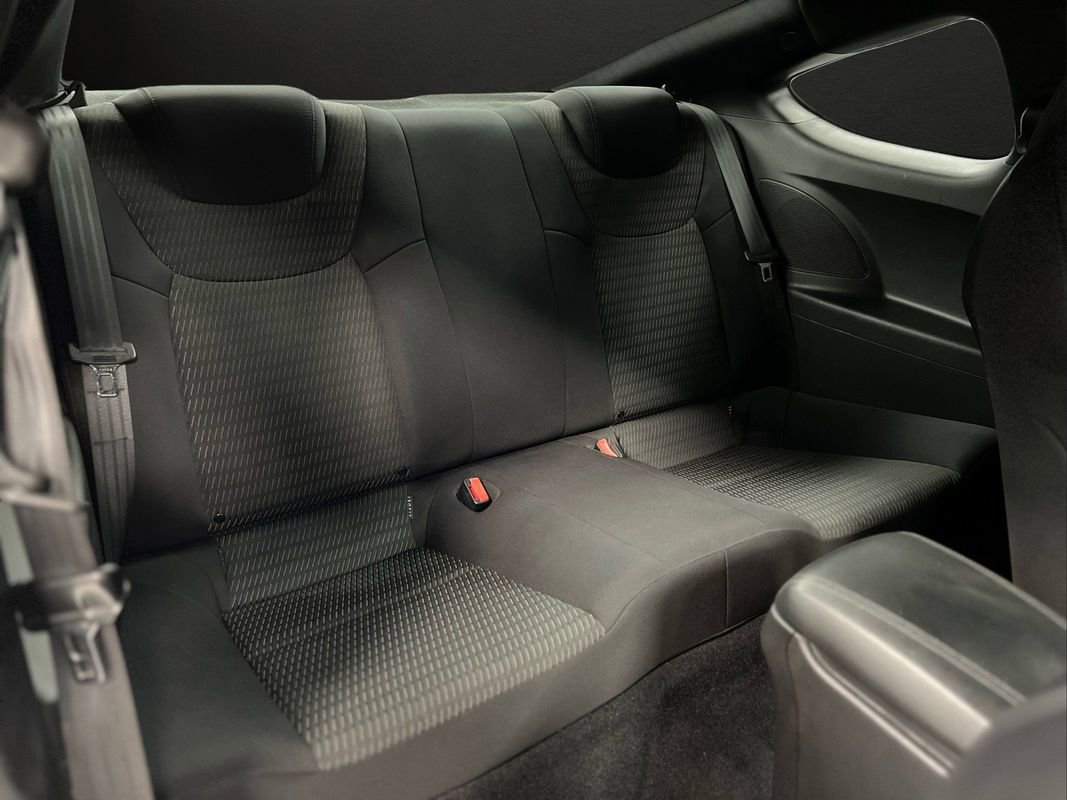 Used 2015 Hyundai Genesis 3.8 image 19