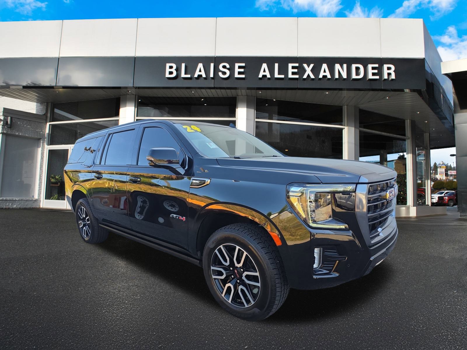 Used 2024 GMC Yukon XL AT4 w/ AT4 Premium Package
