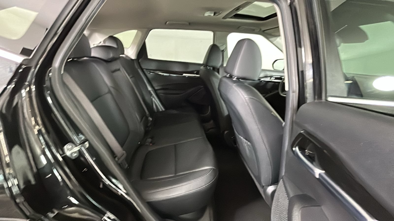 Used 2024 Kia Seltos EX AWD/4WD image 34