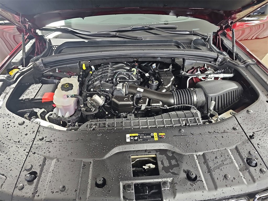 Used 2025 Jeep Grand Cherokee Limited image 35