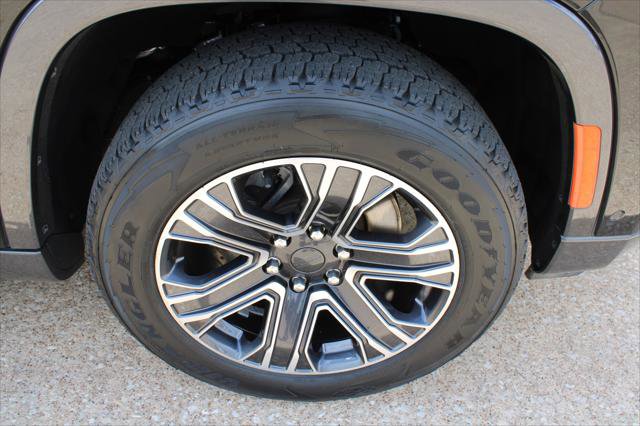 Certified 2022 Jeep Wagoneer Series III image 18