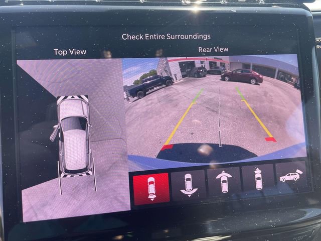 Used 2025 Jeep Grand Cherokee Summit AWD/4WD image 28